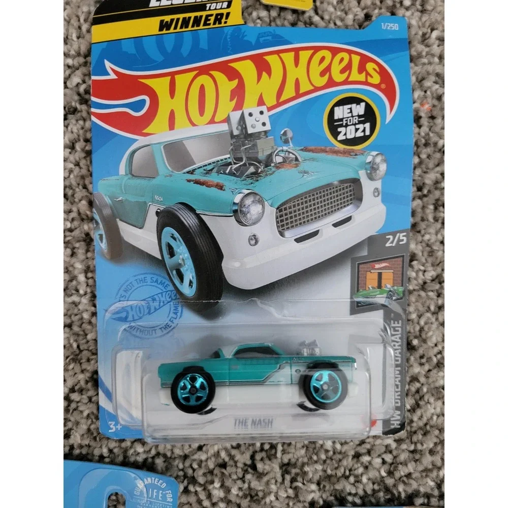 Set of 6 Hot Wheels Assorted Vehicles, Hot Wheels 6-Car Lot Mix